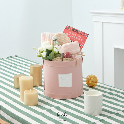 Signature Gift Set (Barely Pink)